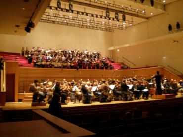 El Orfeón, ensayando en la Sala Pleyel de París en 2007