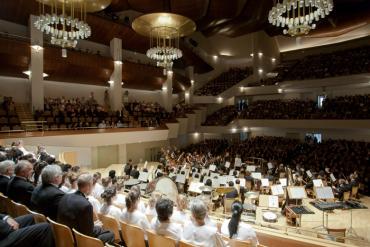 PRIMER CONCIERTO DEL AÑO DEL ORFEÓN EN EL AUDITORIO NACIONAL